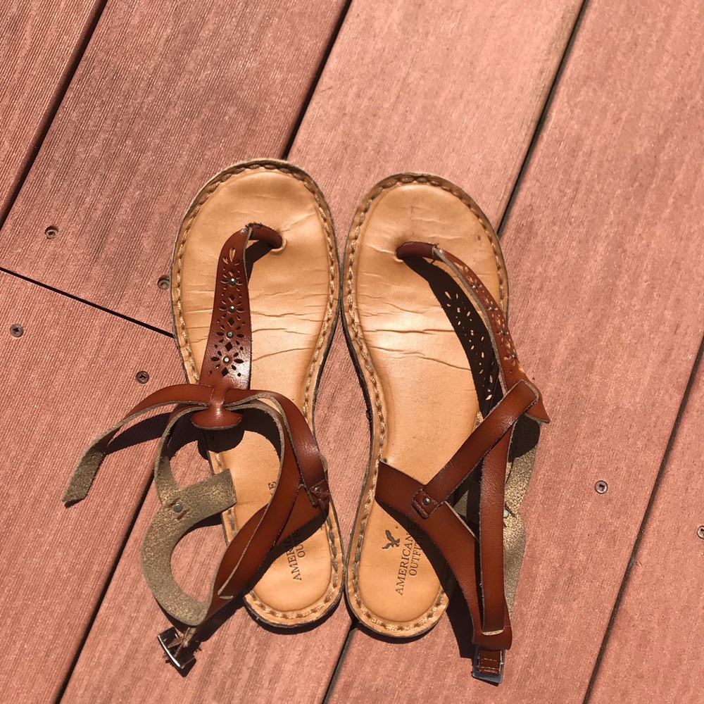 American Eagle sandals